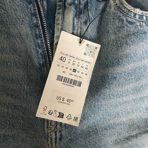 Zara Women's High Rise Light Blue Jeans - Picture 2 of 3